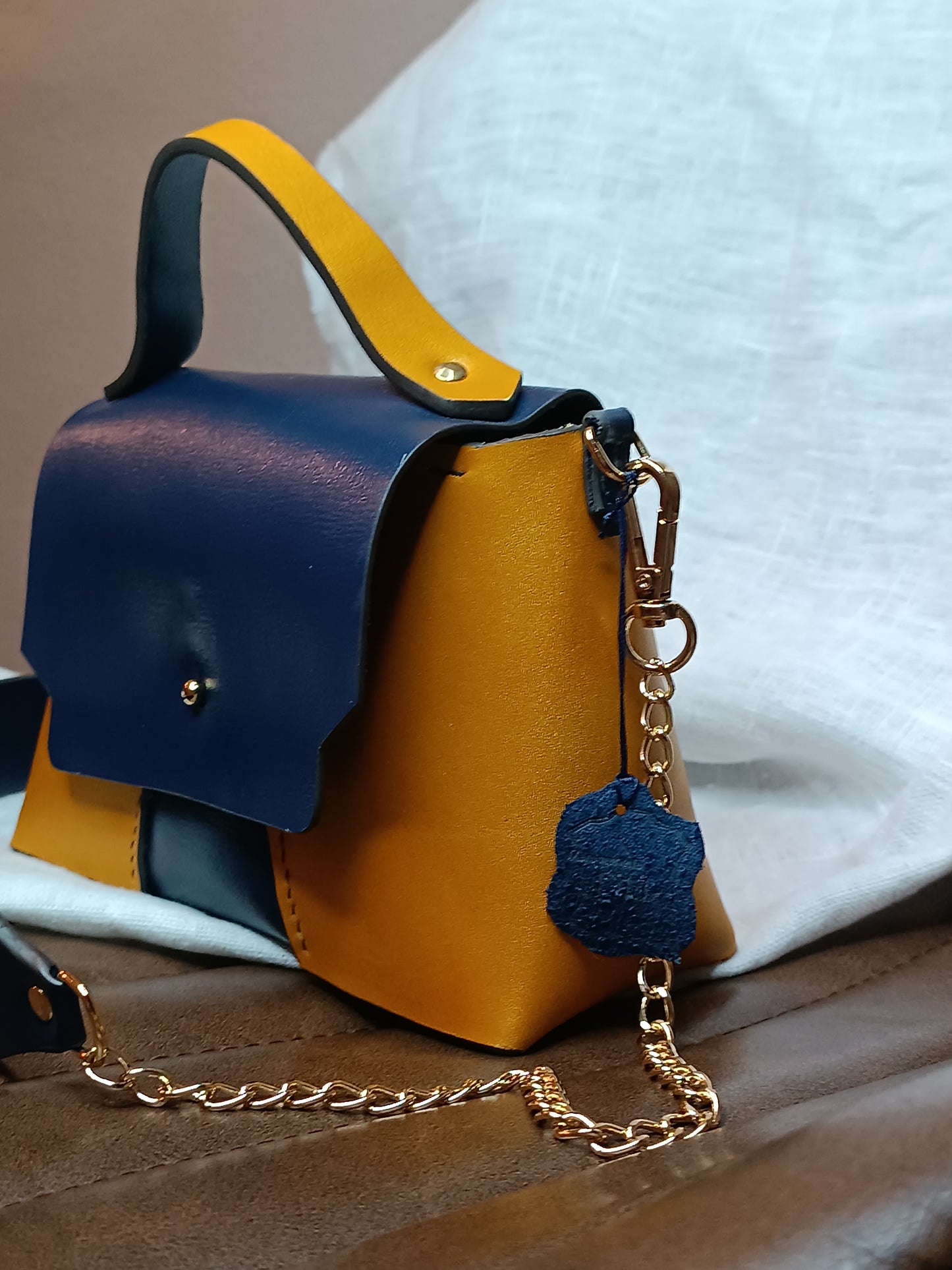 Sac Milan Bleu Marine / Jaune Or