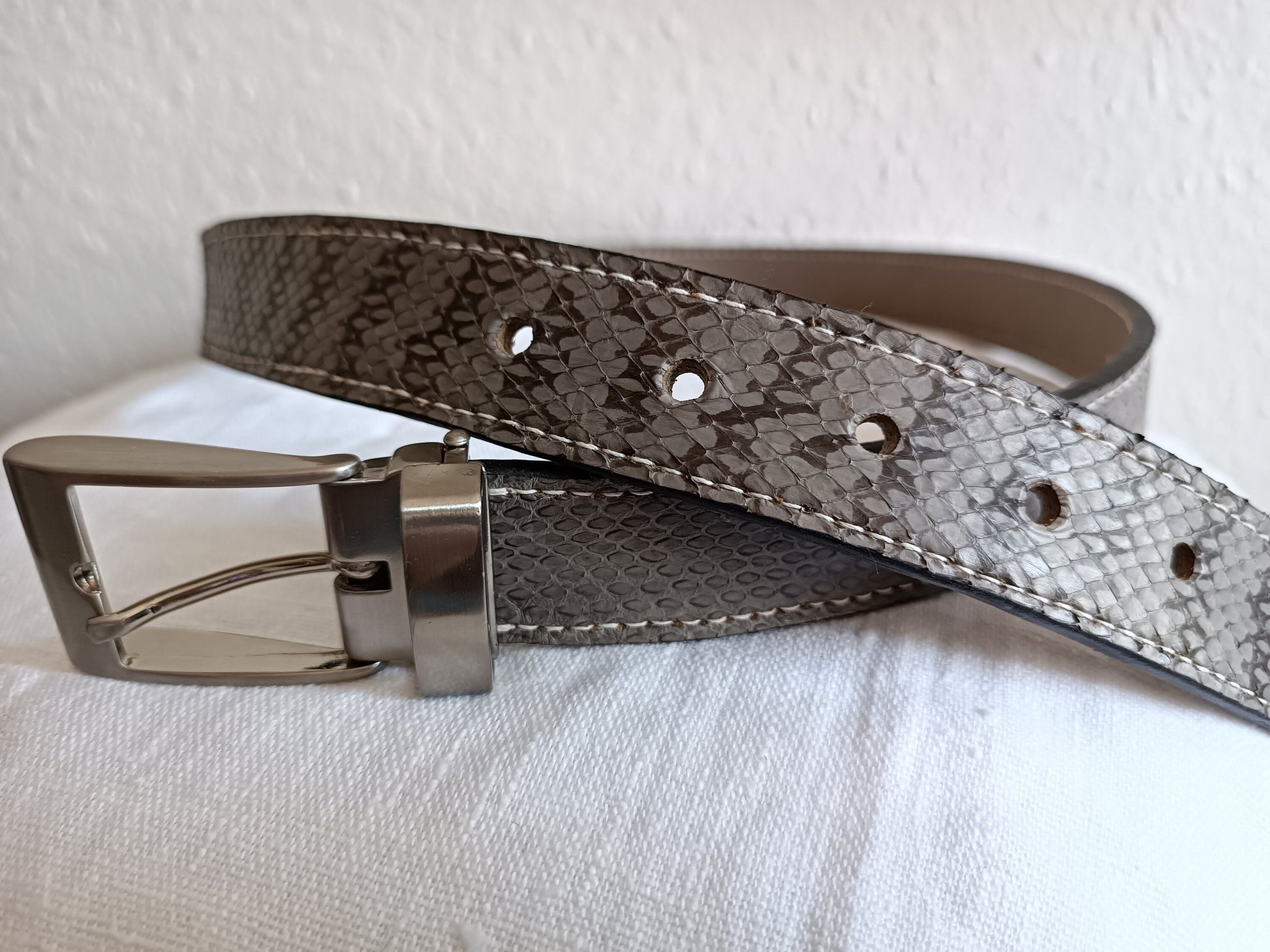 Ceinture en cuir véritable de serpent Gris